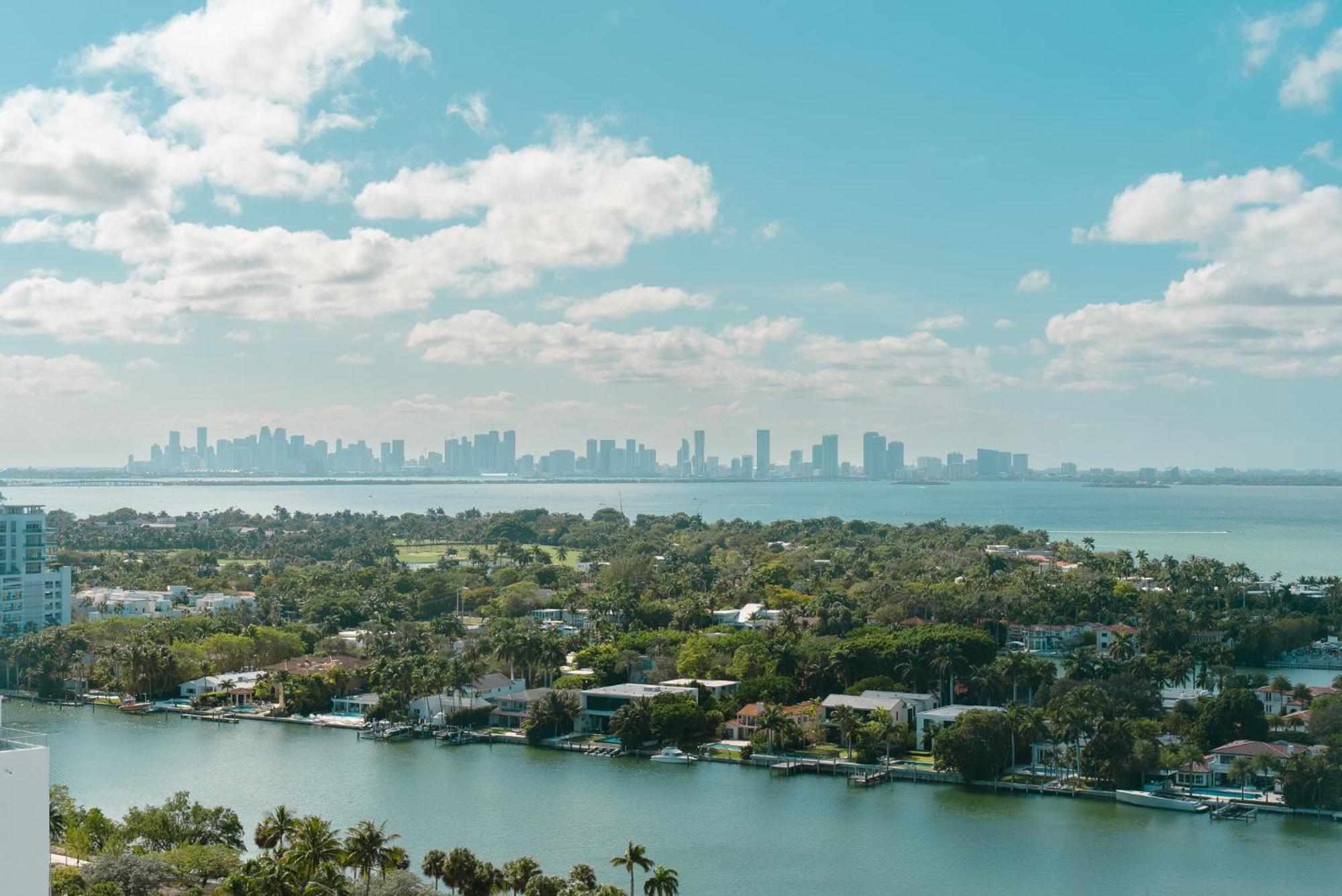 Monte Carlo Miami Beach Apartment Room photo