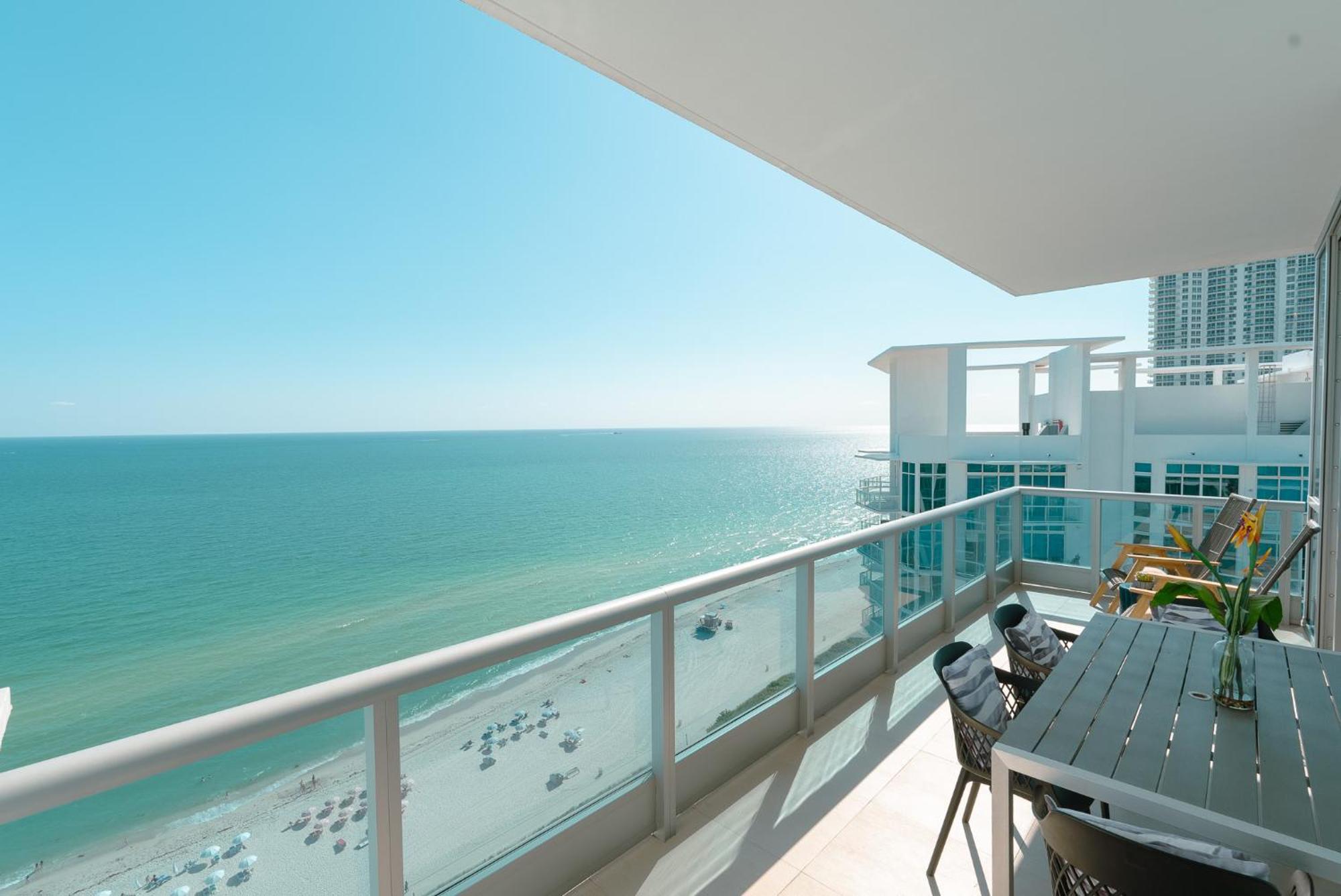 Monte Carlo Miami Beach Apartment Room photo