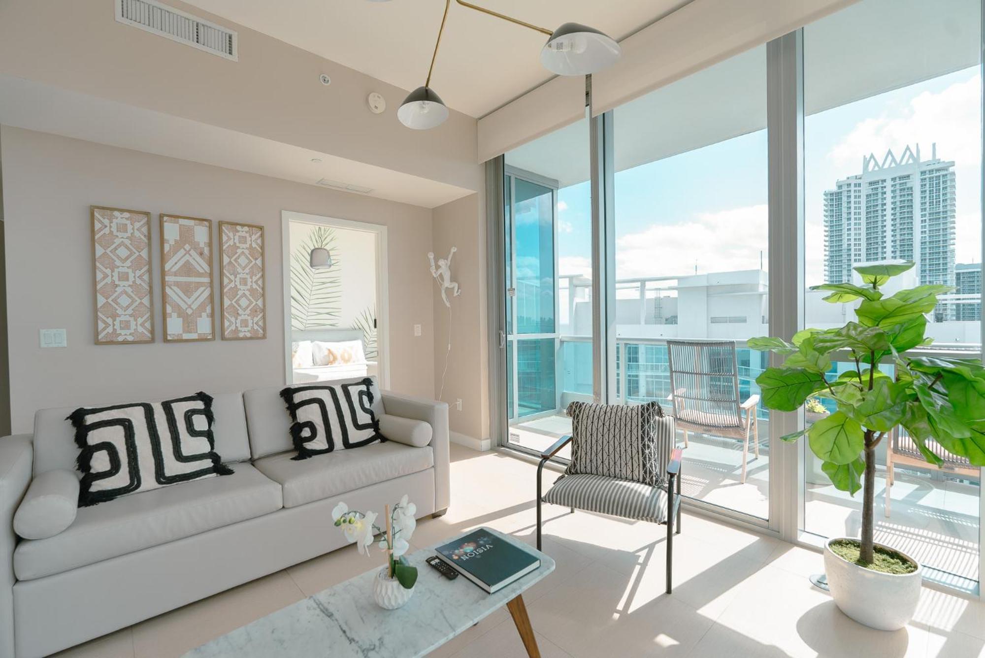 Monte Carlo Miami Beach Apartment Room photo